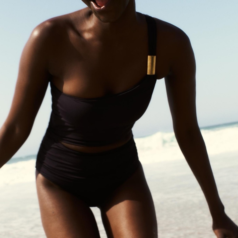 ZARA RUCHED ASYMMETRIC SWIMSUIT✨